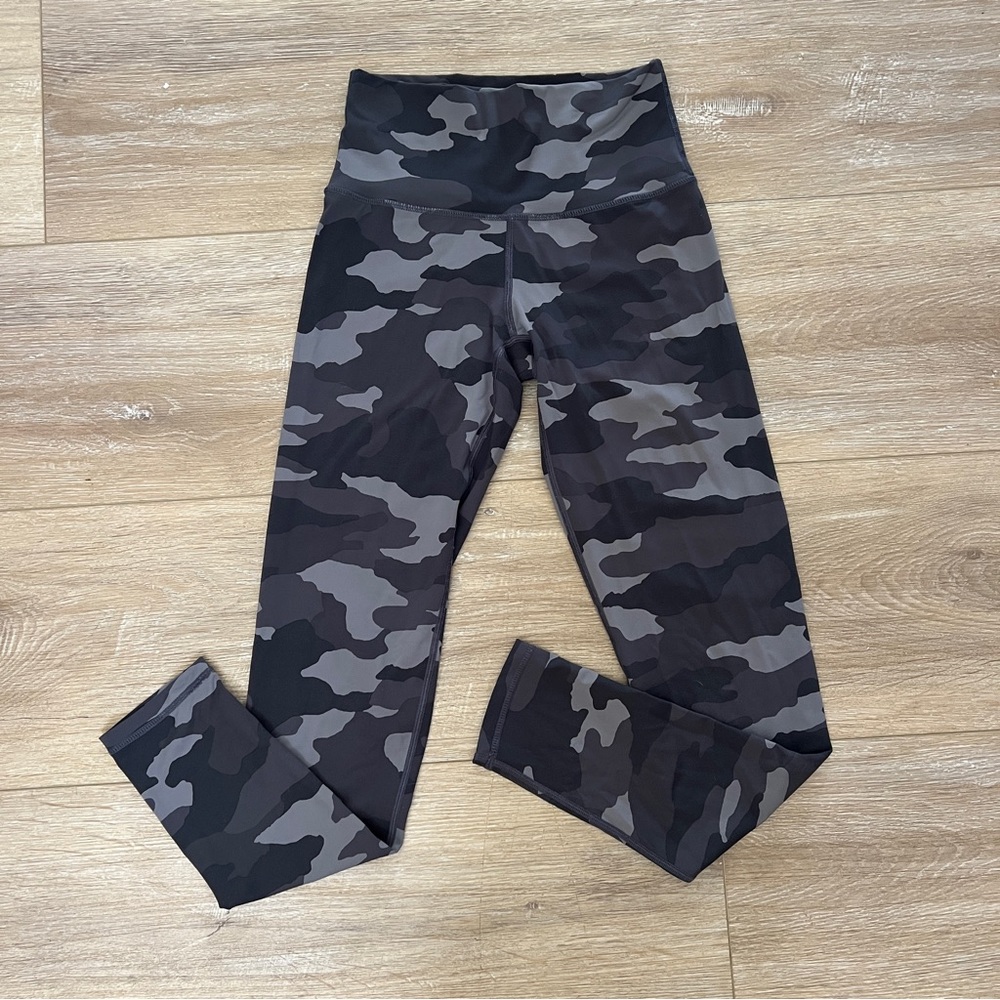 Aerie camo leggings